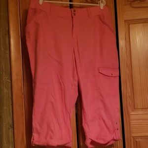 Womens Crop/Capri/Cargo